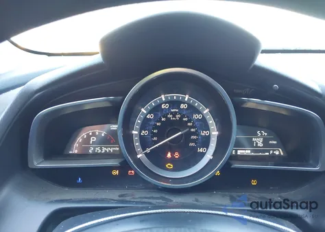 2017 Toyota Yaris Ia из США, поврежденный, VIN 3MYDLBYV0HY183973